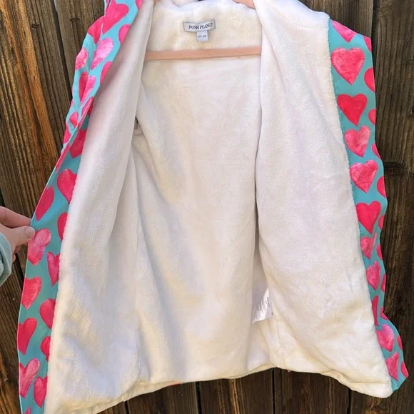 Posh Peanut Queen of Hearts Kids' Long Sleeve Plush Robe